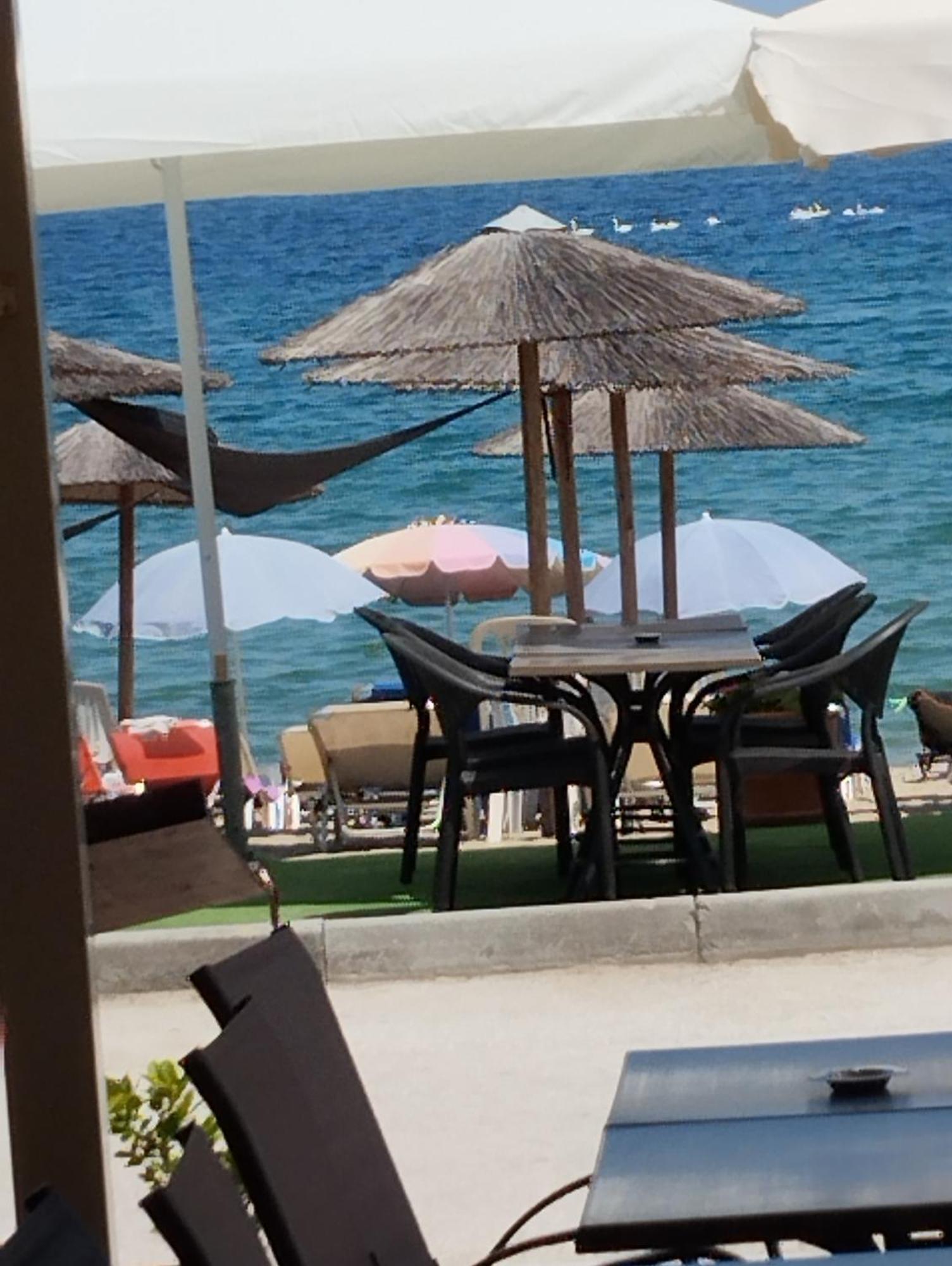 Bella Vista Apartments Vrasná Екстериор снимка