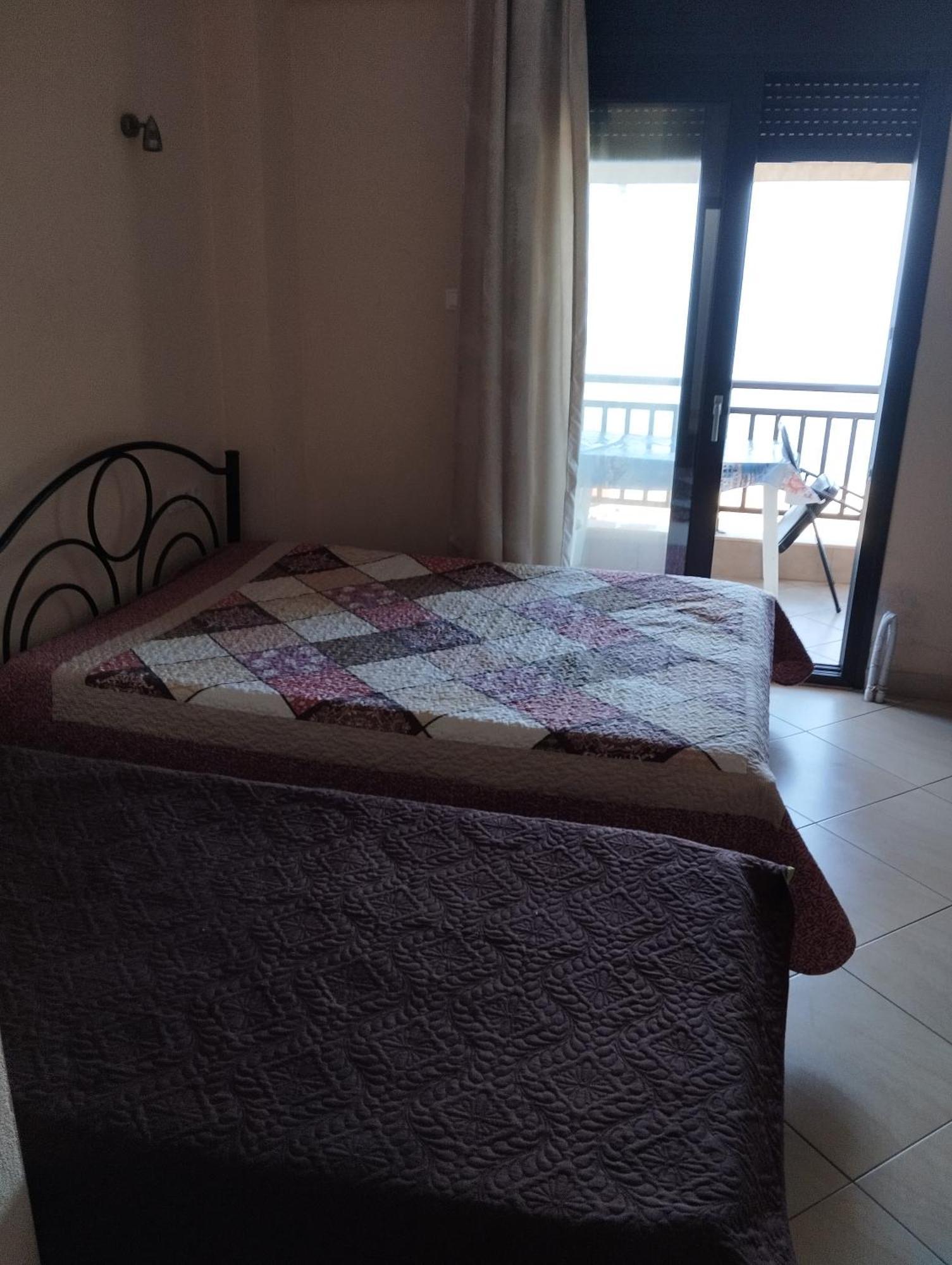 Bella Vista Apartments Vrasná Екстериор снимка
